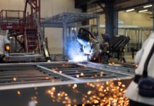 Svářeč – KOMA Modular Vizovice