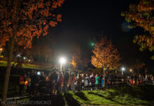 Slušovice rozzářil lampionový průvod a parádní Slack Show na Sokolské zahradě