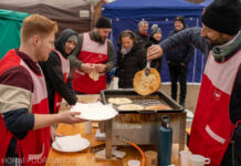 Adventní jarmark Mikroregionu Slušovicko. Langoše i palačinky šly na dračku, zabijačka nezbyla