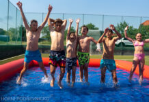 Tropické odpoledne, pohádkový les a na závěr malý aquapark. Veselá připravila dětem skvělé prázdninové dobrodružství